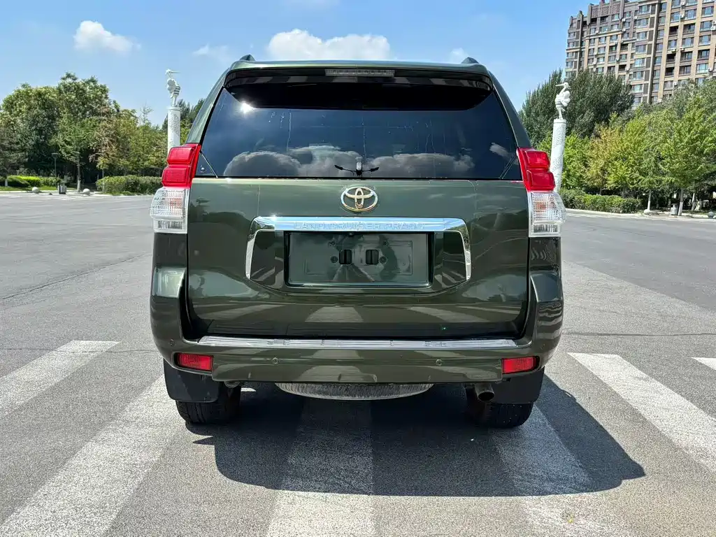 Toyota Prado — миниатюра 8