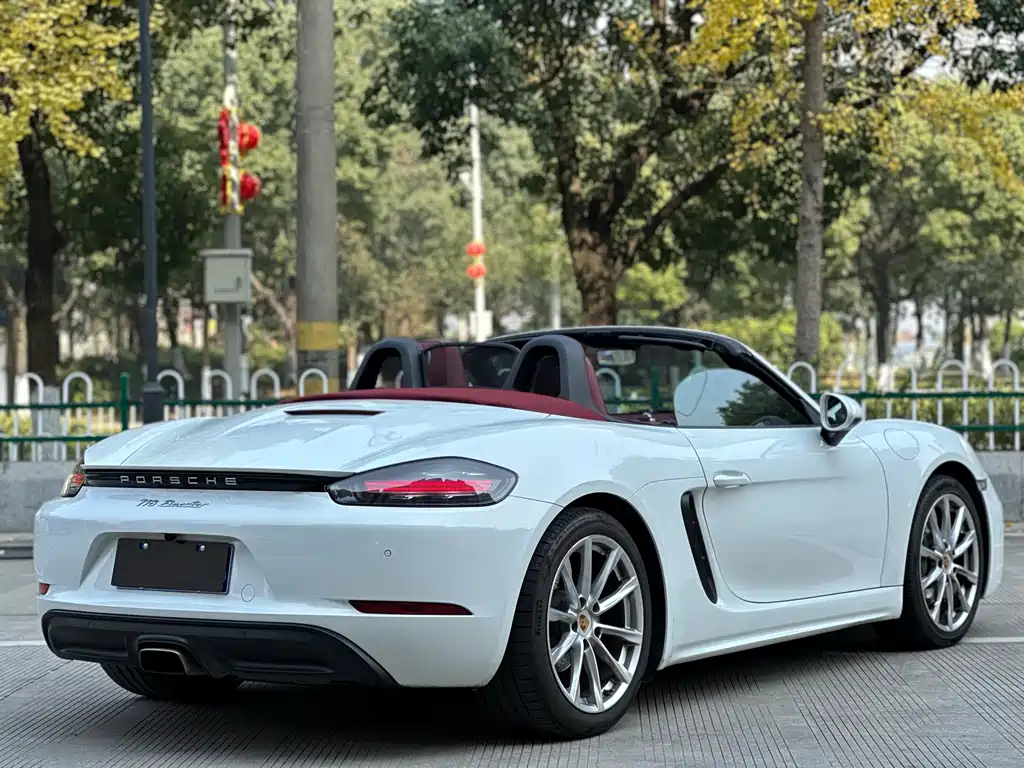Porsche 718 2018 Boxster 2.0T