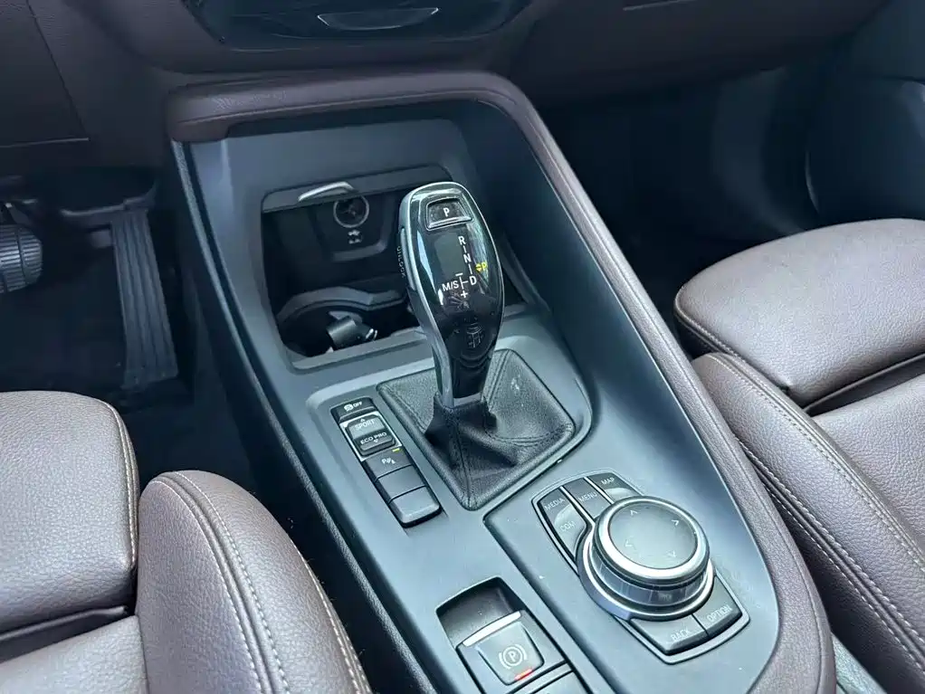 BMW X1 — миниатюра 10