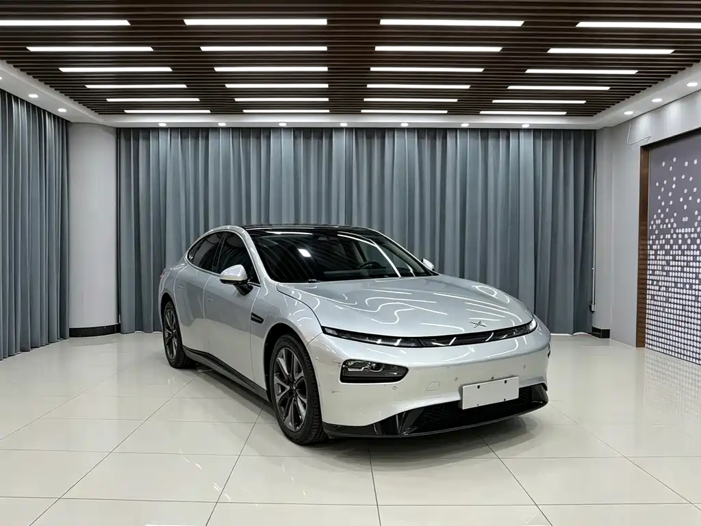 XPeng P7 — миниатюра 2