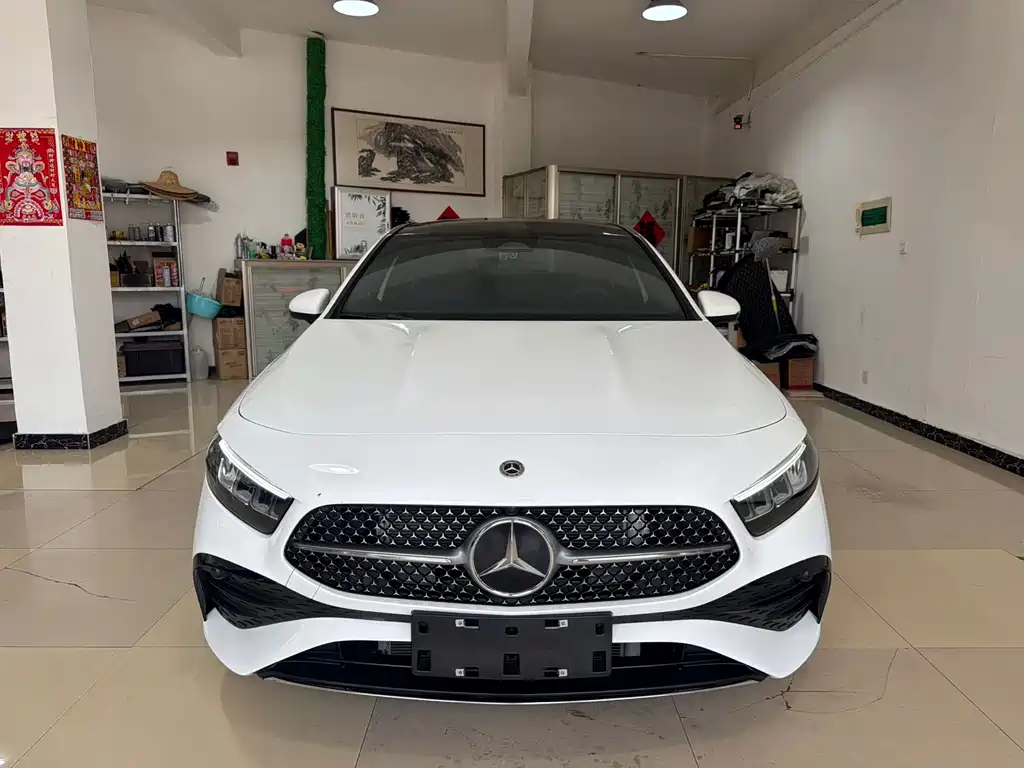 Mercedes-Benz A-Class — миниатюра 2