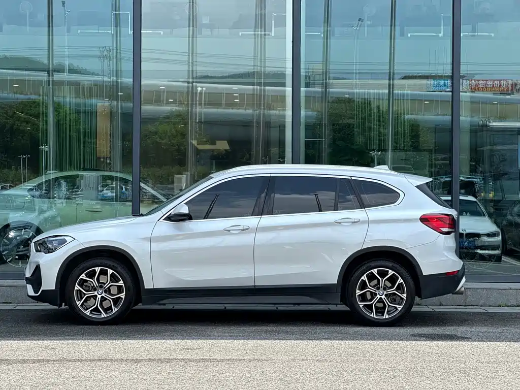 BMW X1 — миниатюра 5