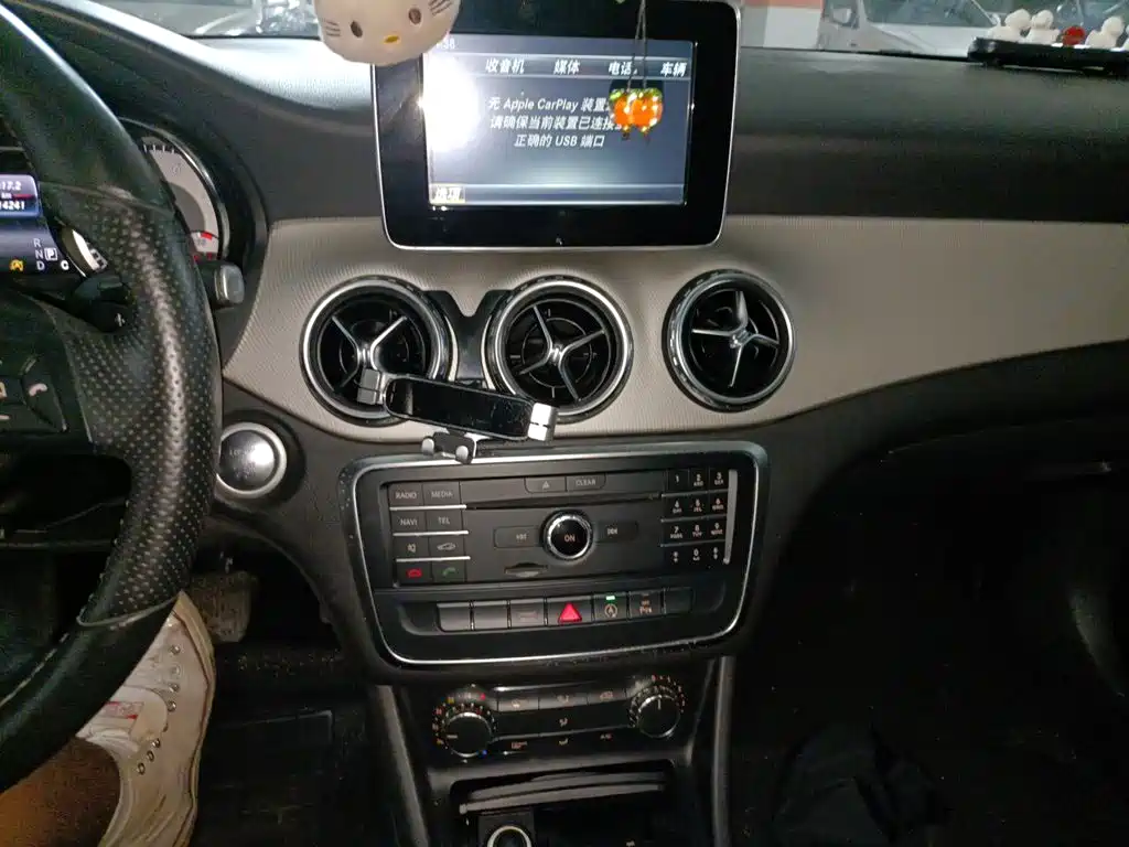 Mercedes-Benz GLA — миниатюра 14