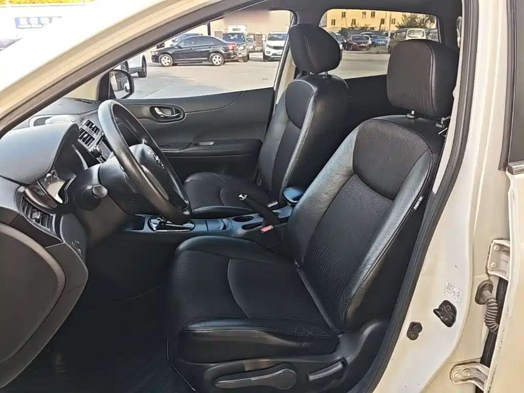 Nissan Tiida — миниатюра 15