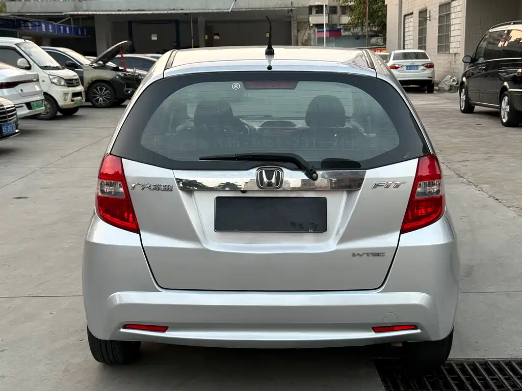 Honda Fit 2011 1.5L AT Luxury