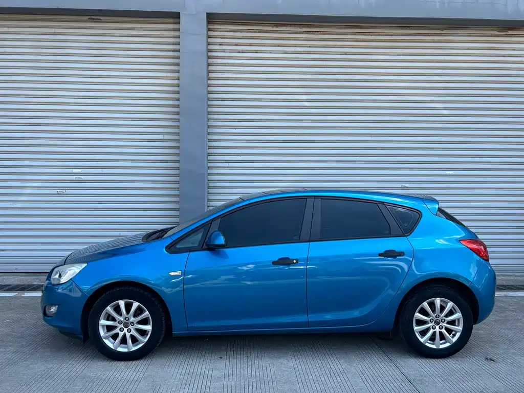Buick Excelle — миниатюра 3