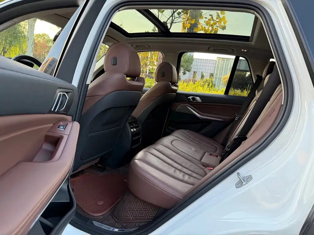 BMW X5 (Import) — миниатюра 9