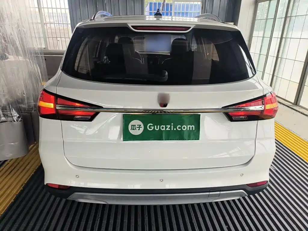 Roewe RX3 — миниатюра 6
