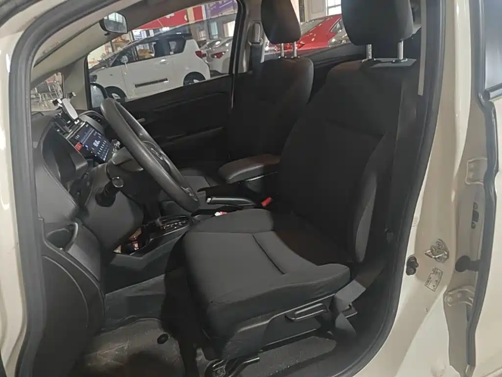 Honda Fit — миниатюра 15