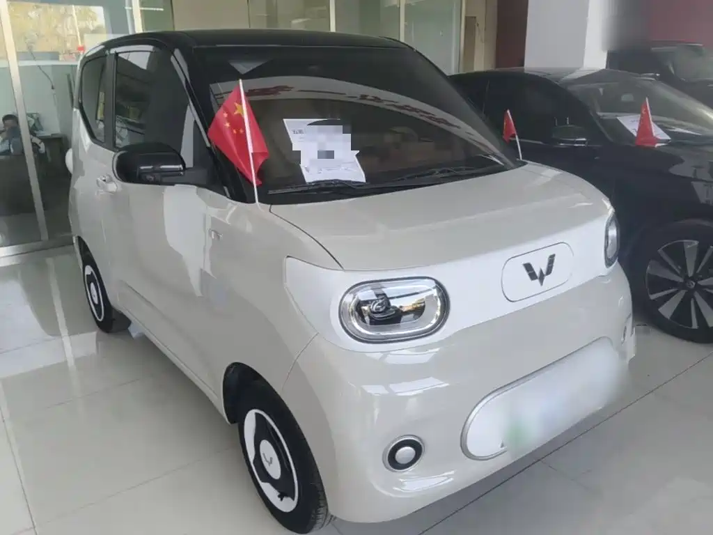 Wuling MINIEV — миниатюра 4
