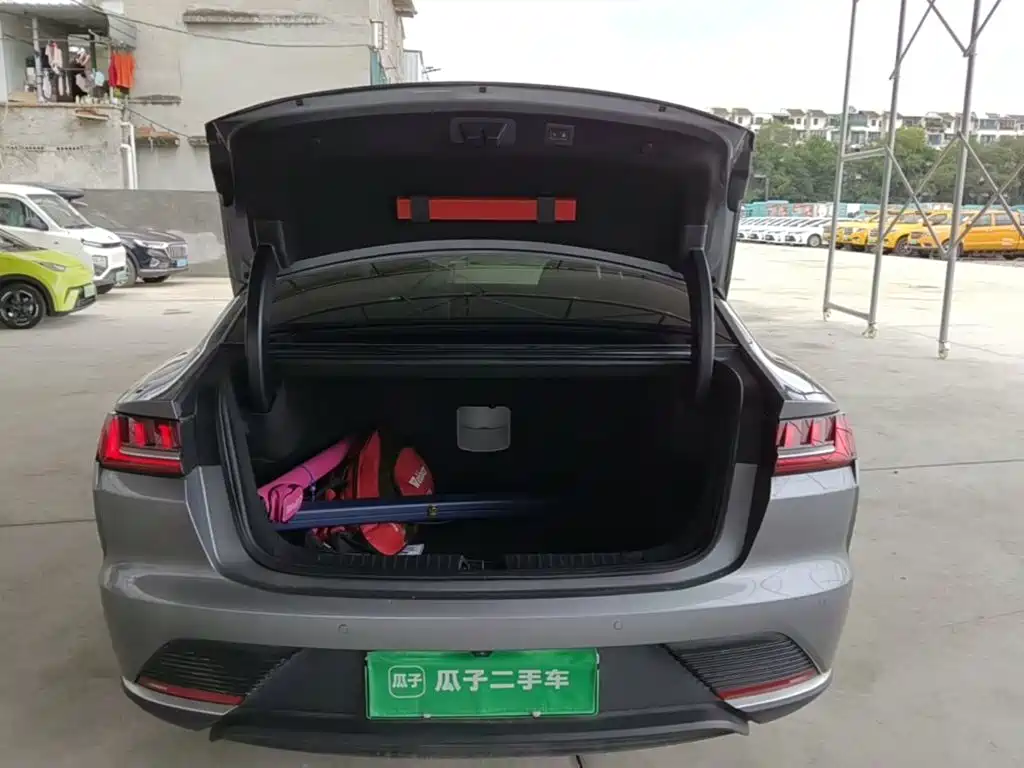 BYD Han — миниатюра 19