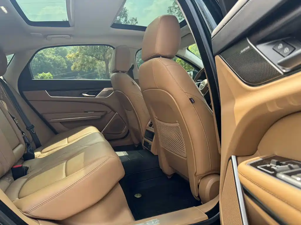 Jaguar XFL 2024 2.0T P250 Premium Luxury