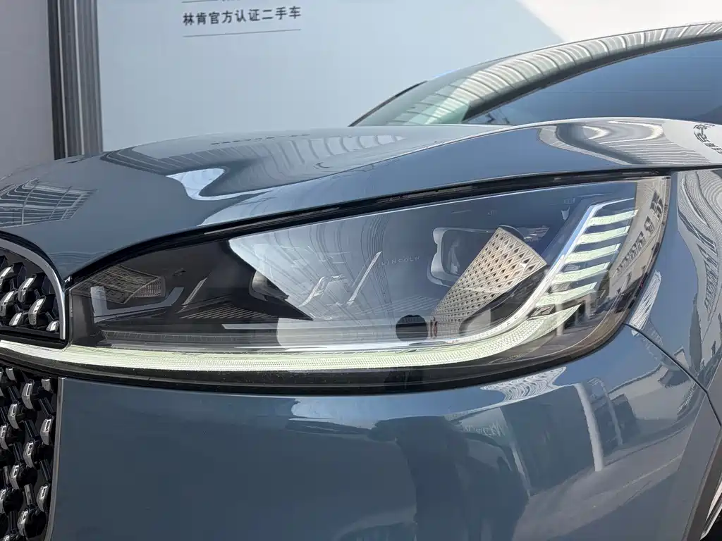 Lincoln Aviator — миниатюра 11