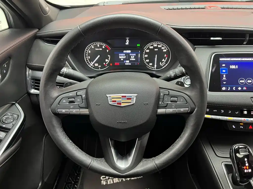 Cadillac XT4 — миниатюра 14