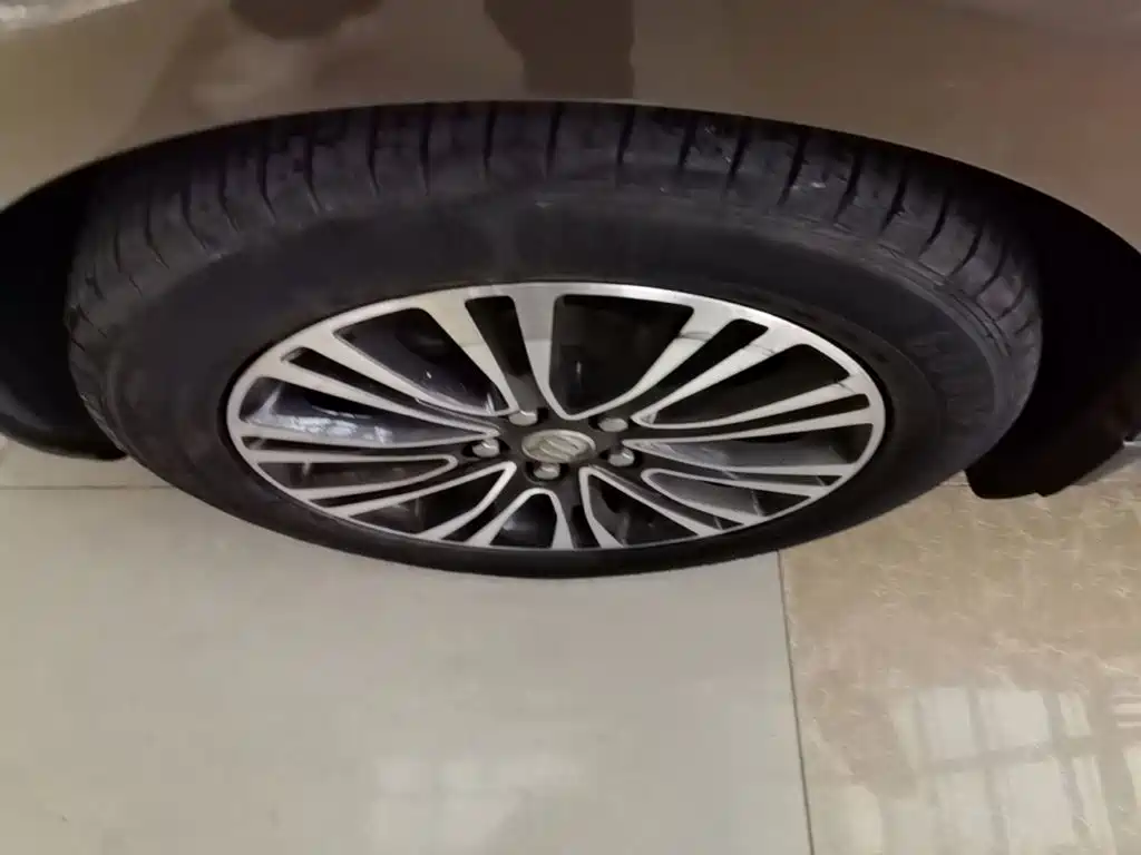 Buick Excelle — миниатюра 23