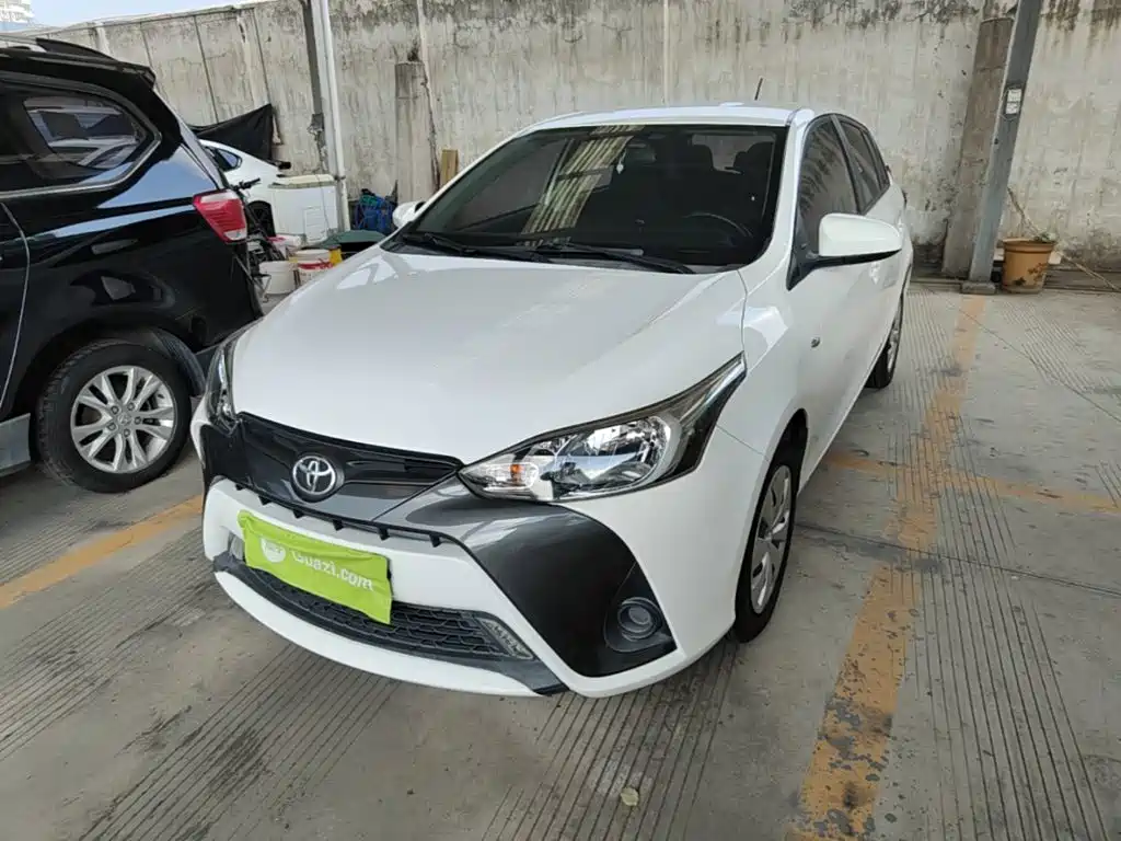 Toyota Yaris L