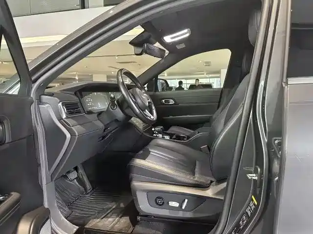 Li Auto ONE 2020 6 мест