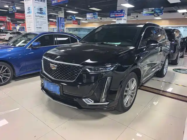2022 Cadillac XT6