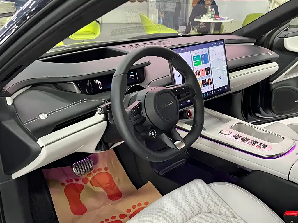 XIAOMI CAR XIAOMI SU7