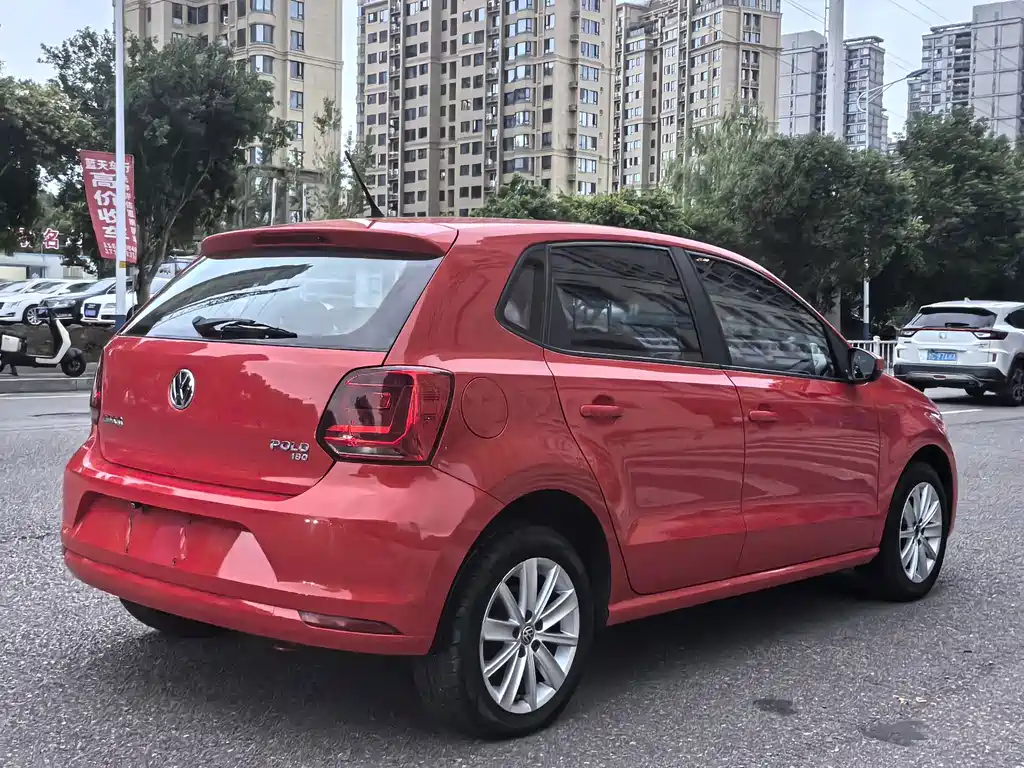 Volkswagen Polo — миниатюра 4