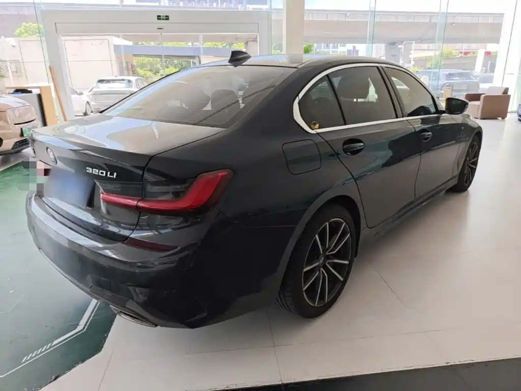 BMW 3 Series — миниатюра 7