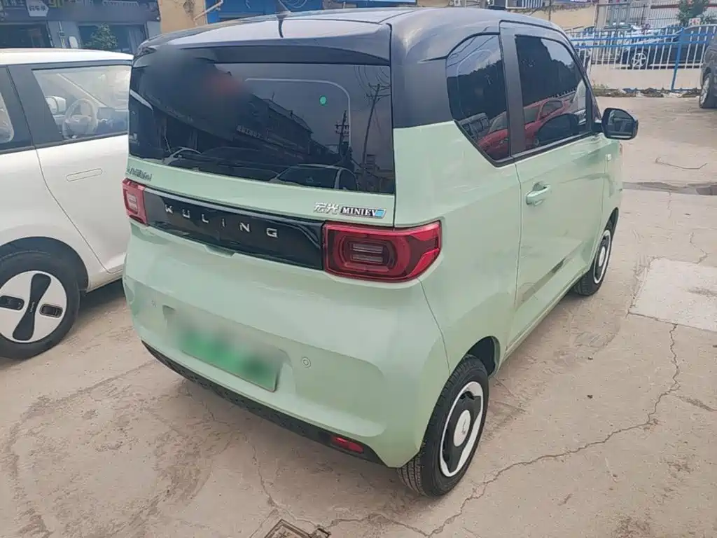 Wuling MINIEV — миниатюра 7