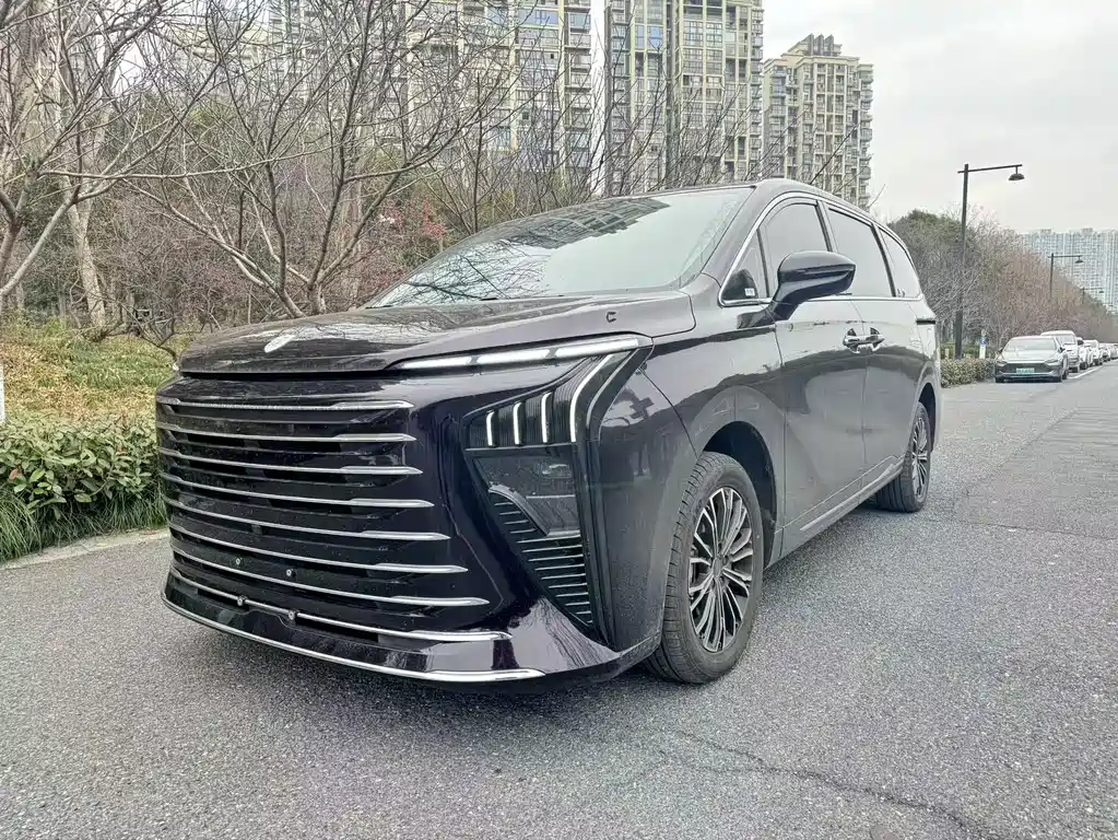 DONGFENG XINGHAI V9