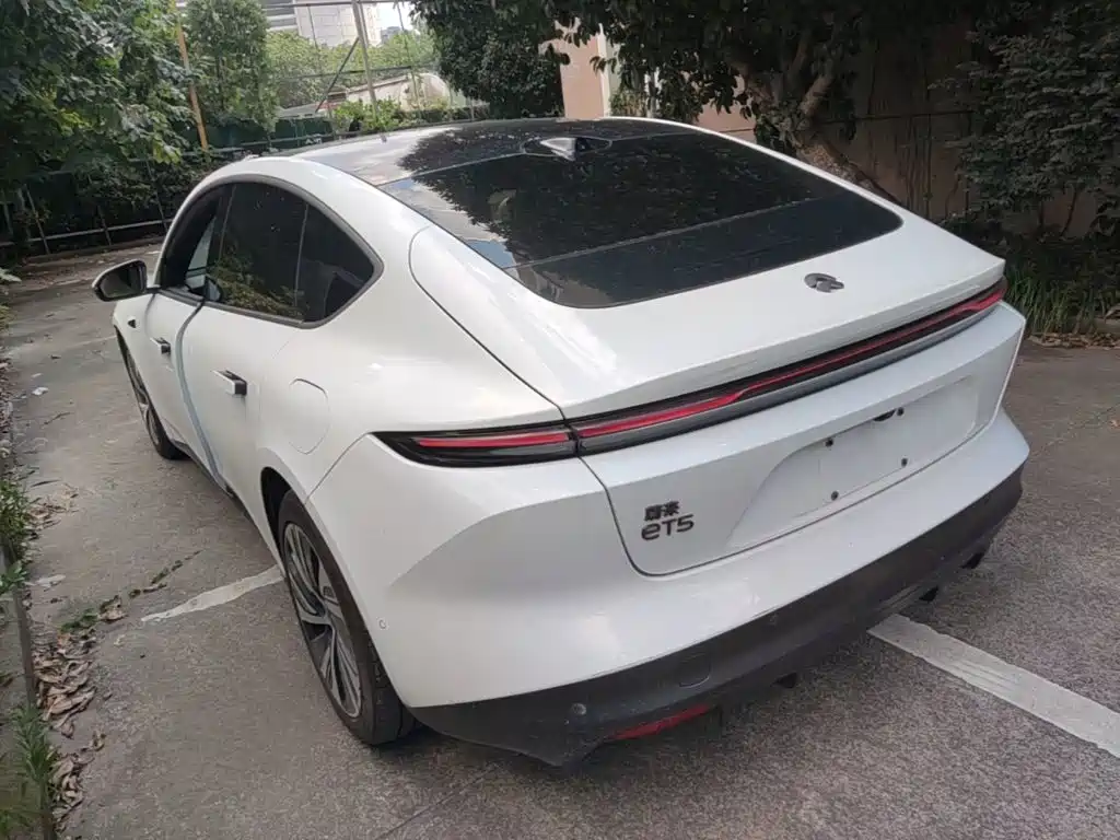 NIO ET5 — миниатюра 5