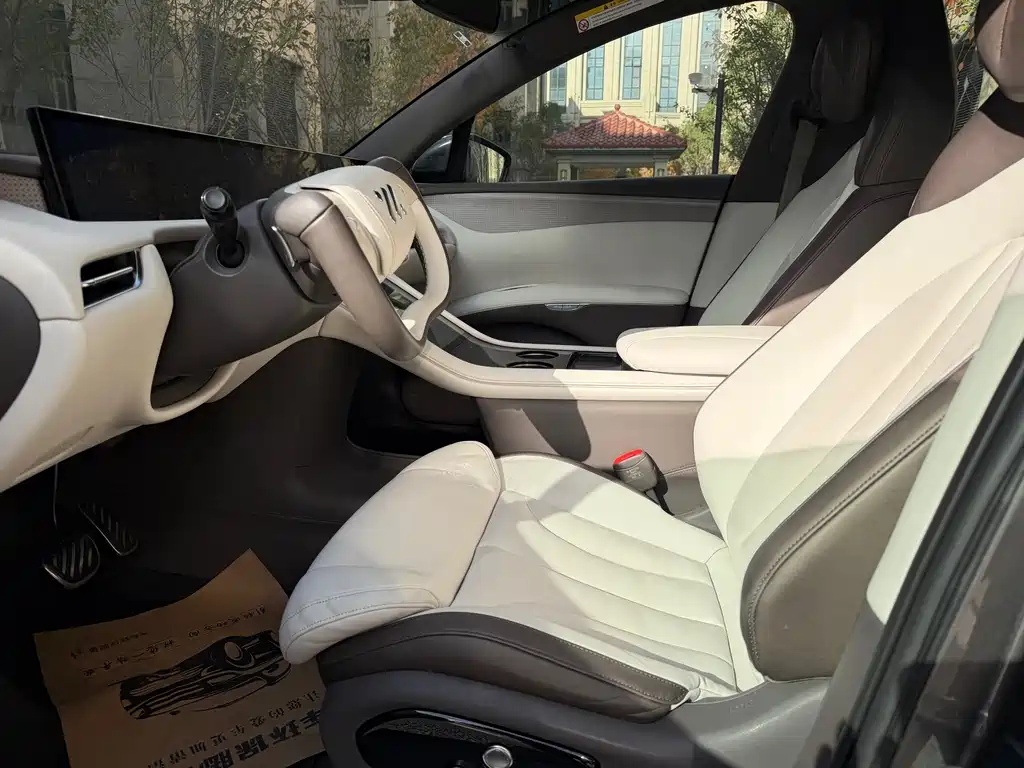 ZHIJI AUTOMOBILE ZHIJI LS7