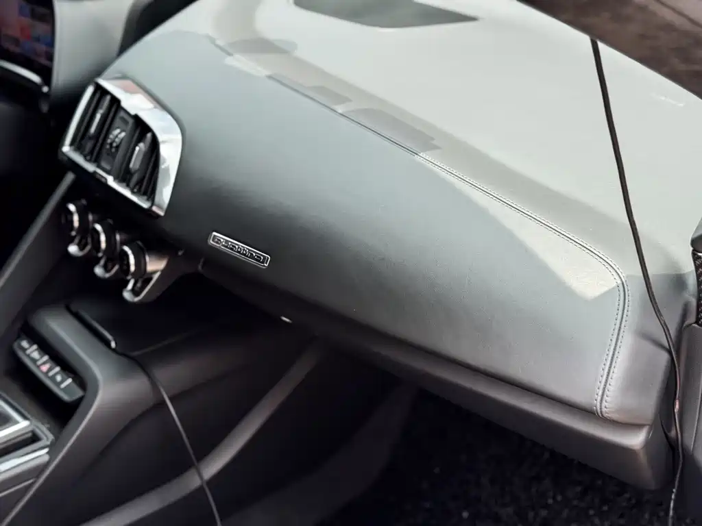 Audi R8 — миниатюра 8