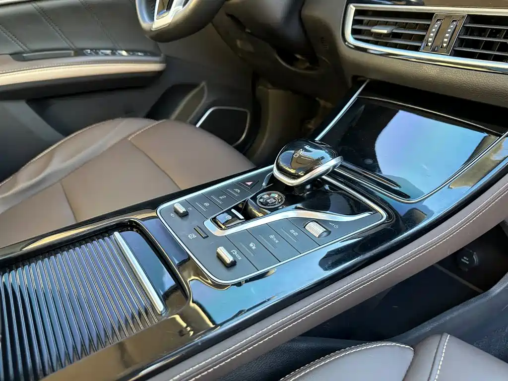 BYD MAX New Energy — миниатюра 18