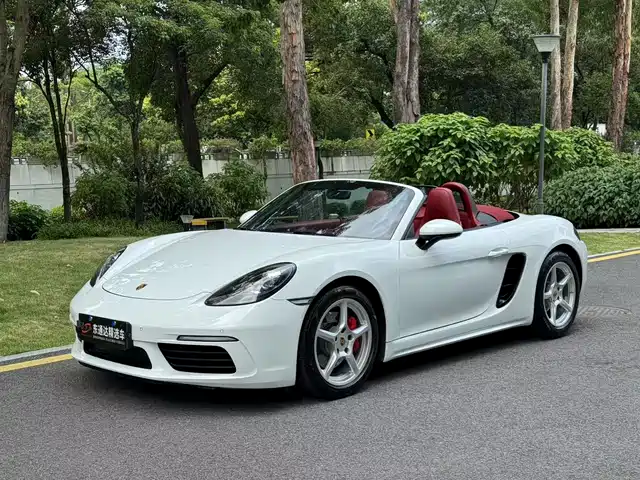 PORSCHE  718
