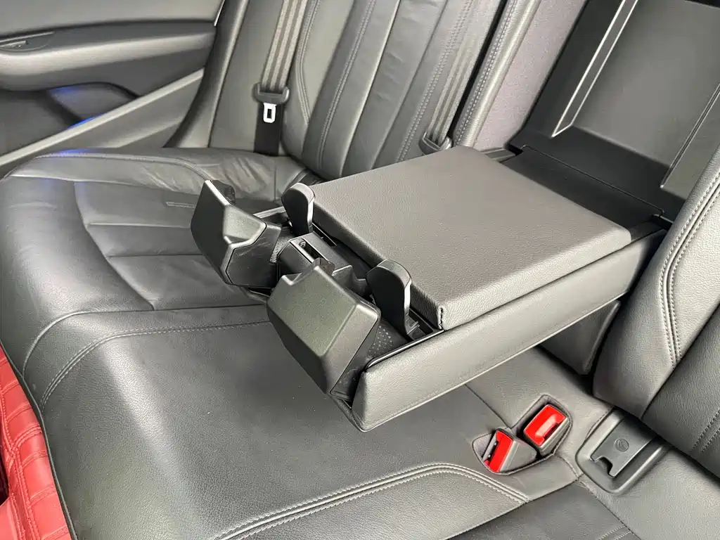 Audi A4L — миниатюра 22