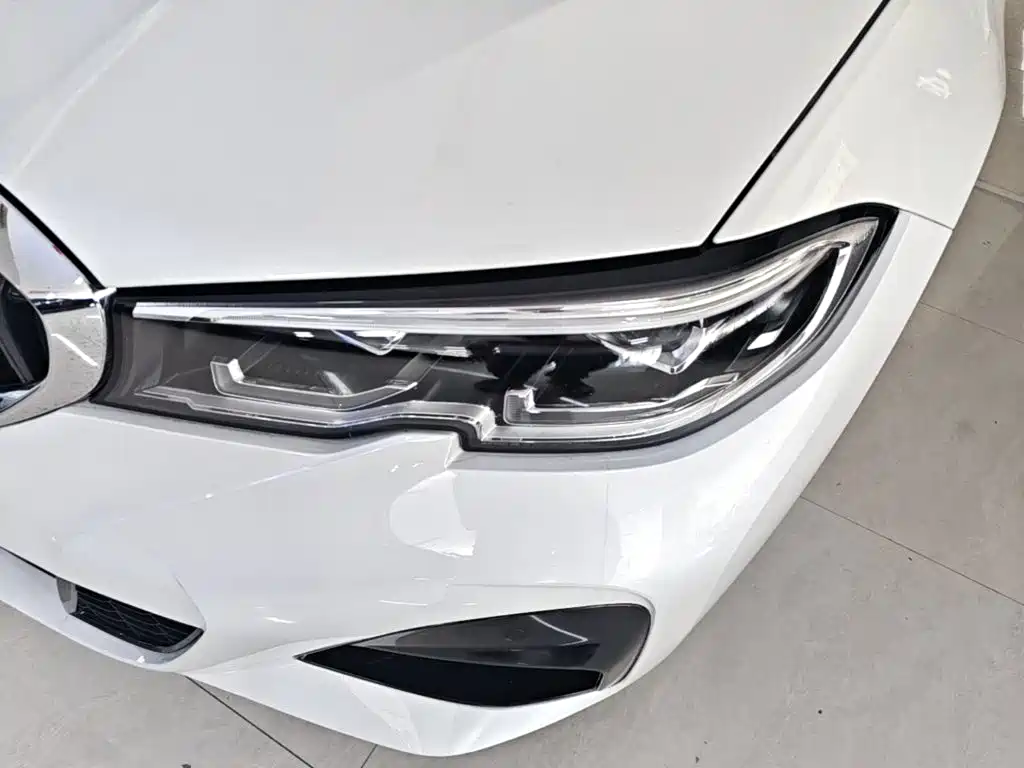 BMW 3 Series — миниатюра 24