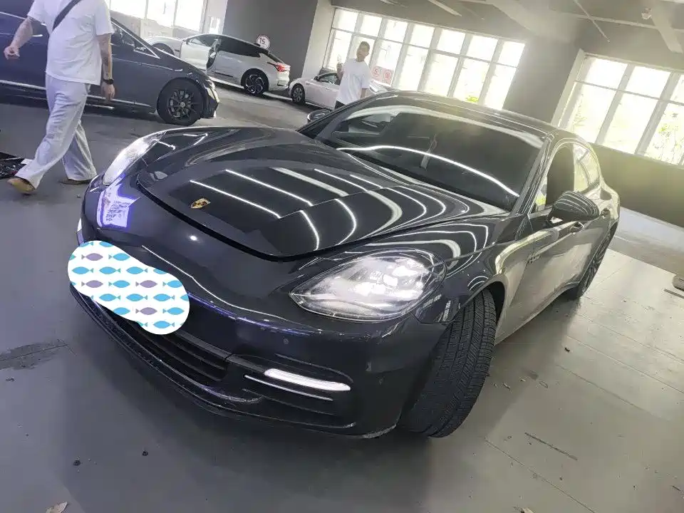 Porsche Panamera Hybrid 2018