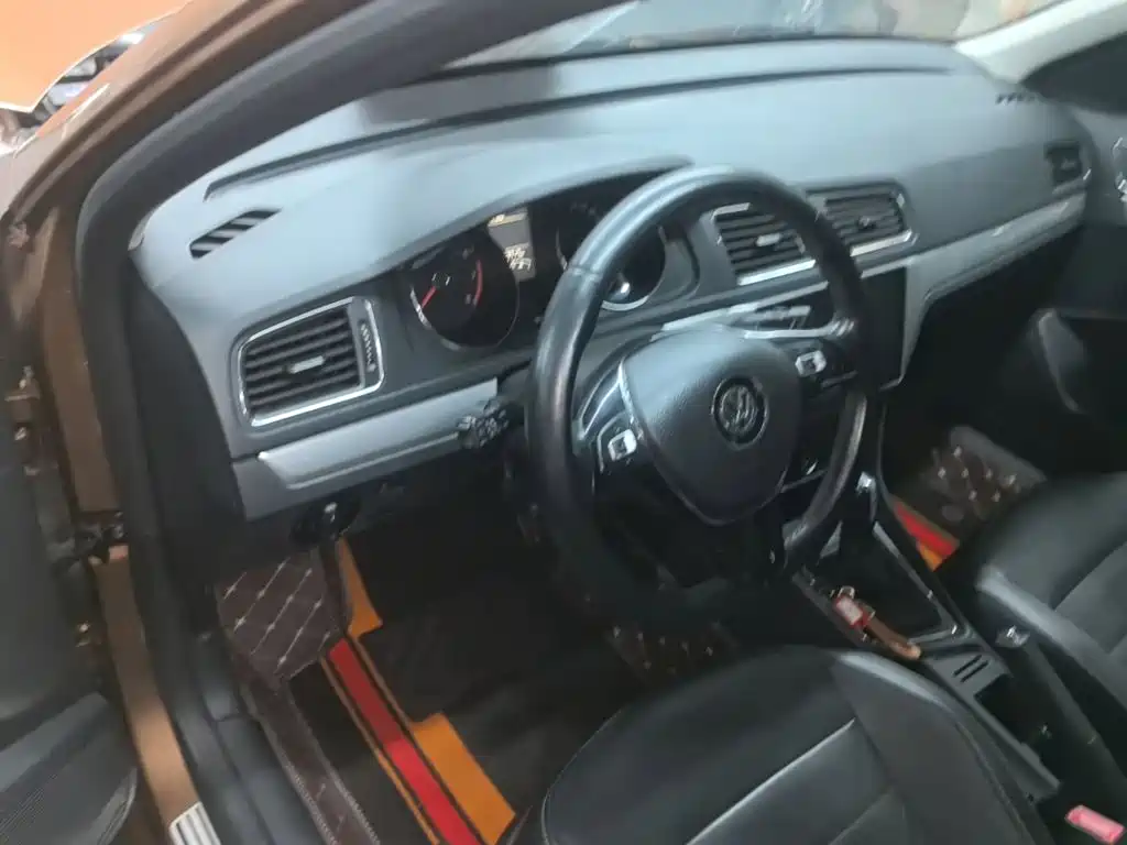 Volkswagen Gran Lavida — миниатюра 10