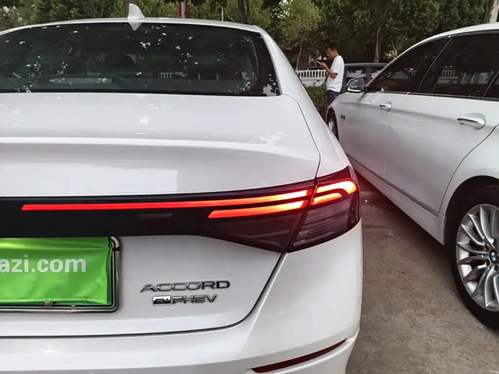 Honda Accord New Energy — миниатюра 8