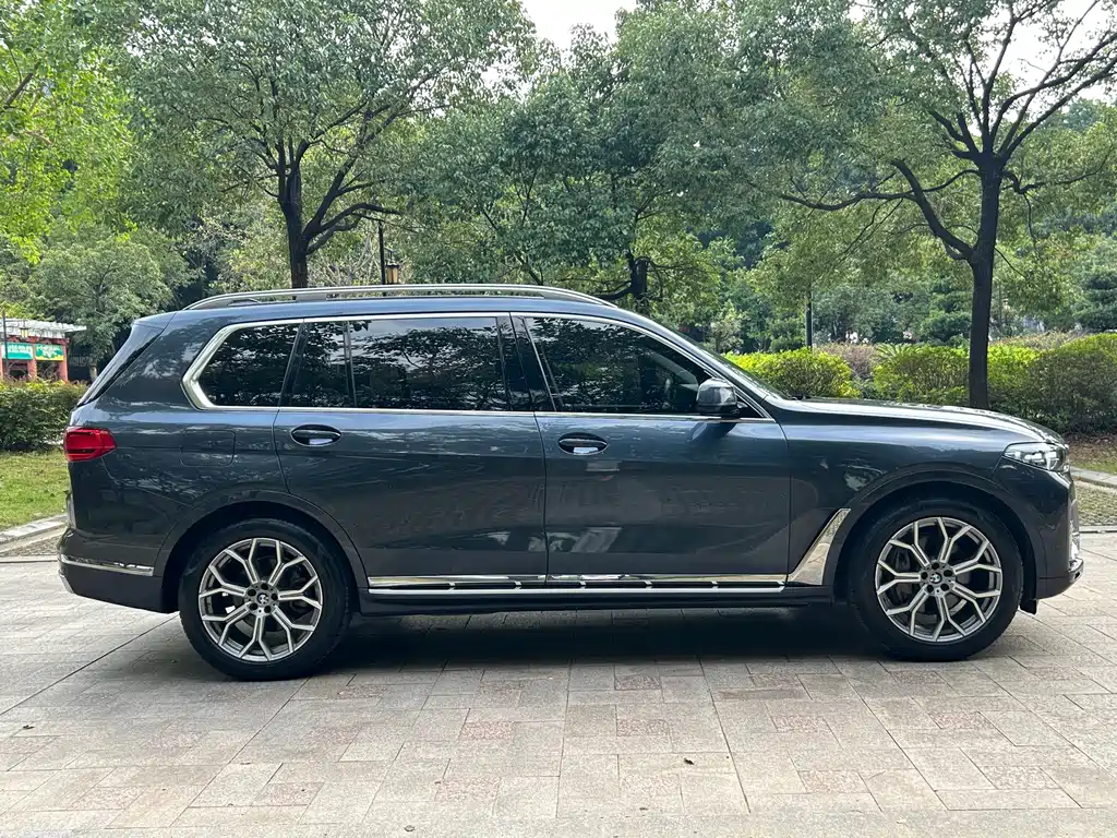 BMW X7 — миниатюра 4