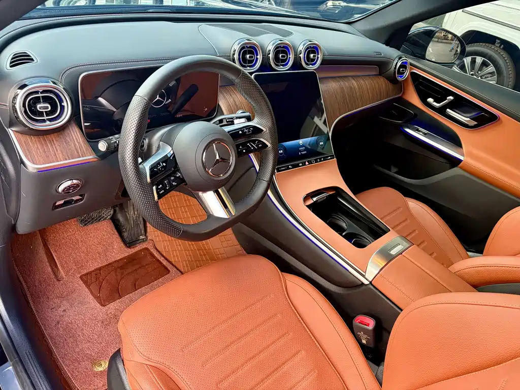 Mercedes-Benz GLC — миниатюра 12