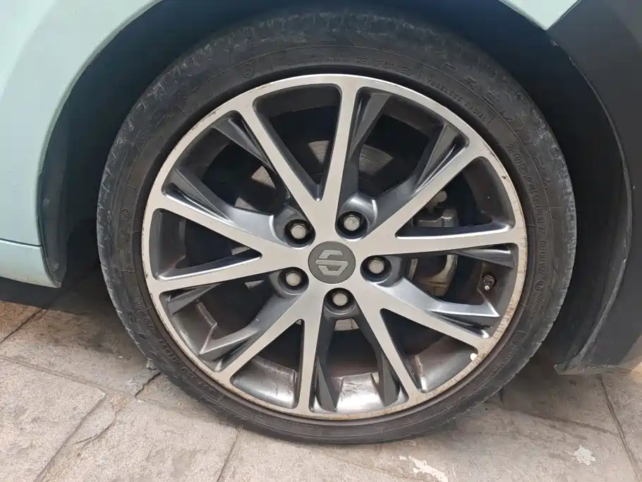 Leapmotor Leapmotor S01 — миниатюра 6