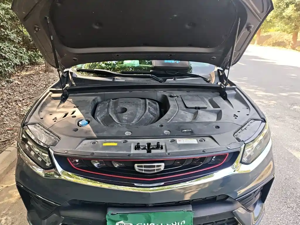 Geely Xingyue — миниатюра 16