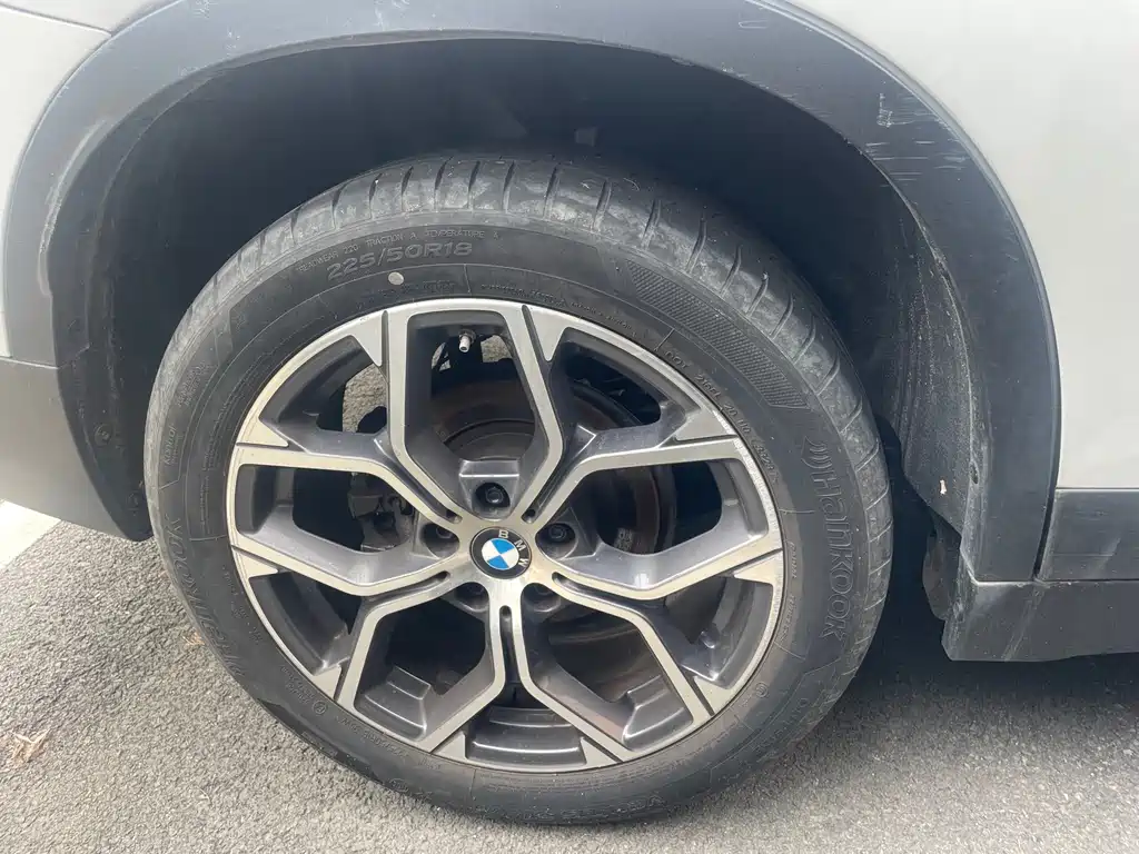 BMW X1 — миниатюра 13