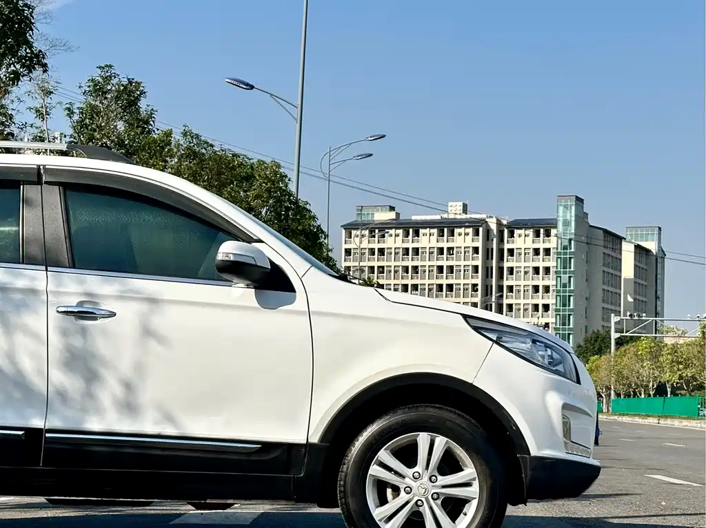 BAIC S3 2014 1.5L Luxury IV
