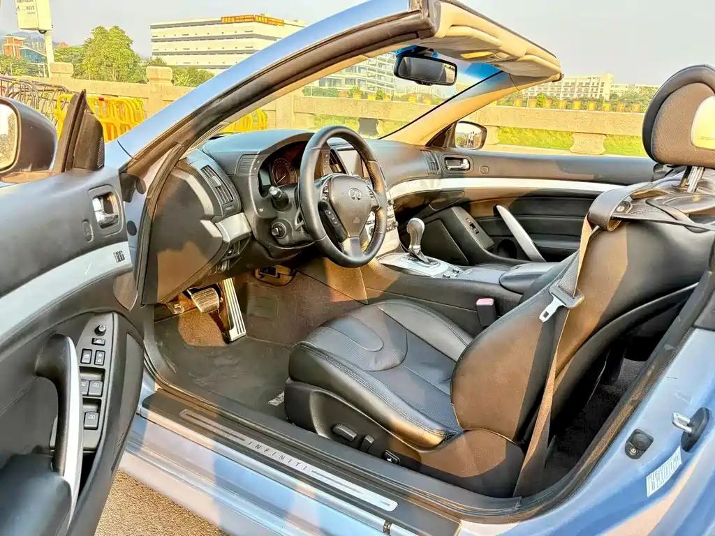Infiniti G — миниатюра 13
