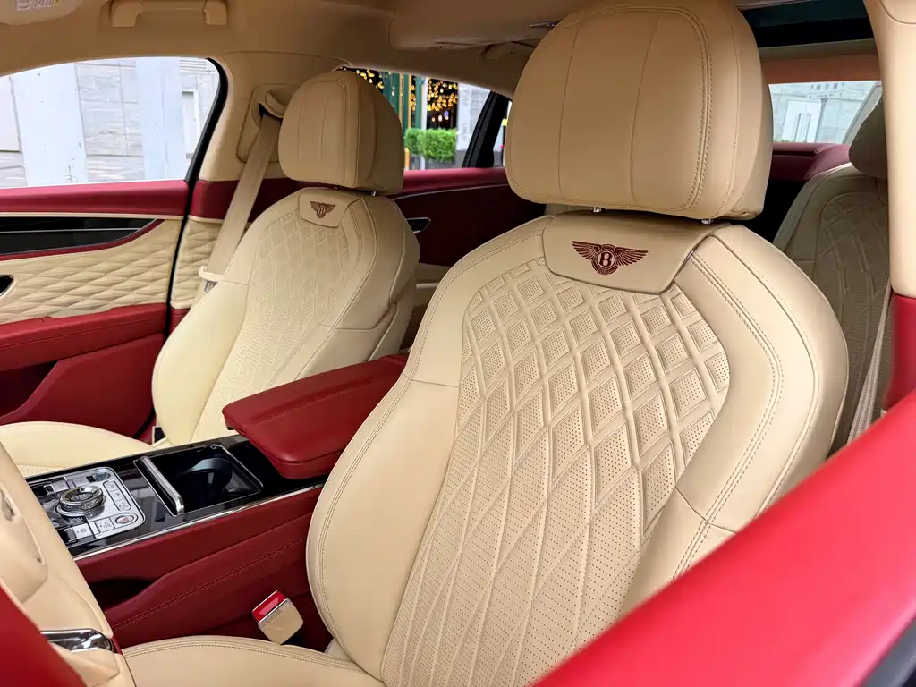 Bentley Flying Spur — миниатюра 9