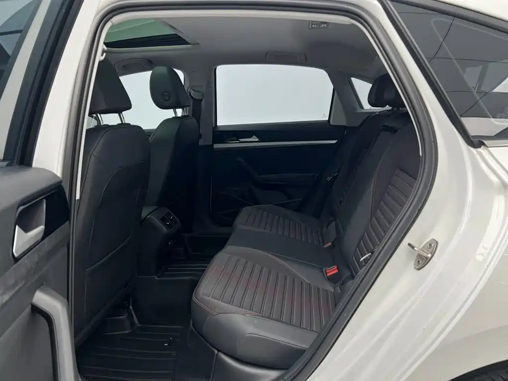 Volkswagen Lavida — миниатюра 10