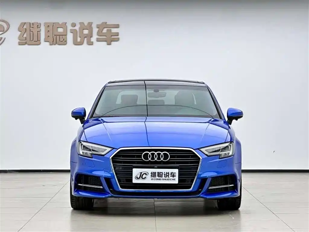 Audi A3 2019 Limousine 35 TFSI Fashion VI