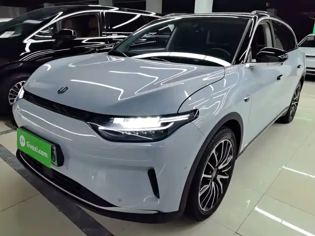Leapmotor C11