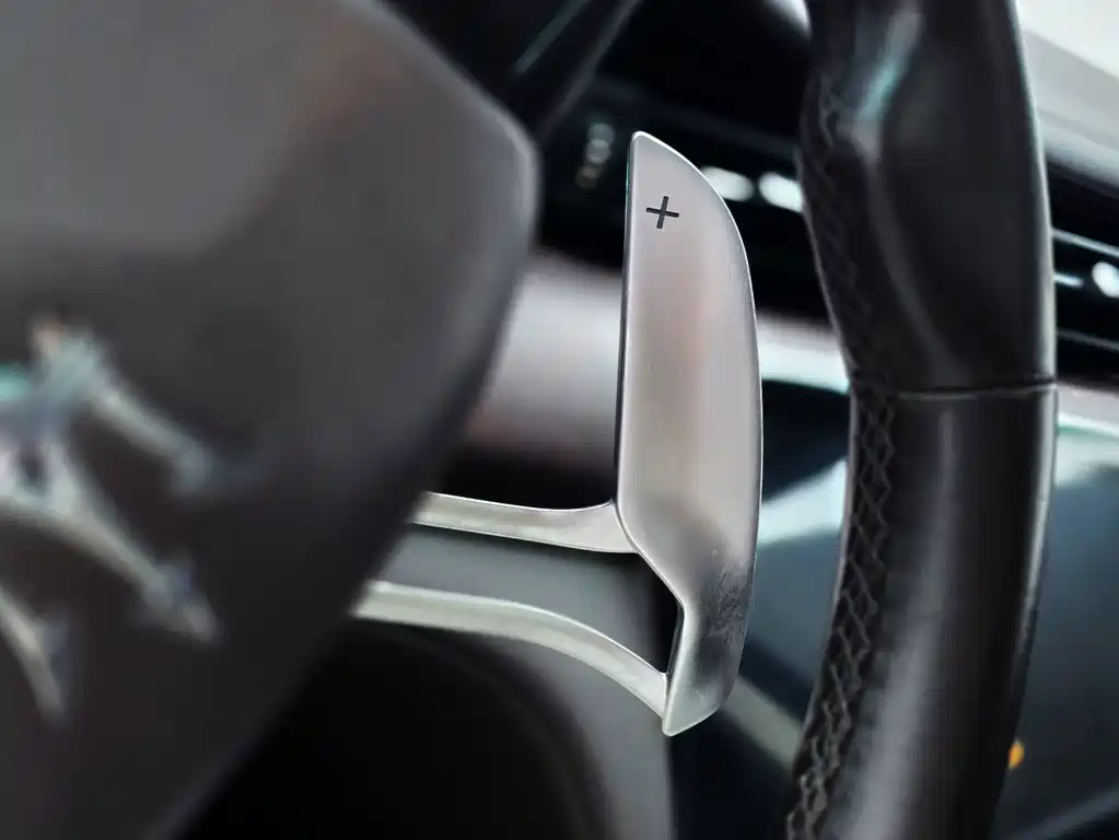 Maserati Quattroporte — миниатюра 13