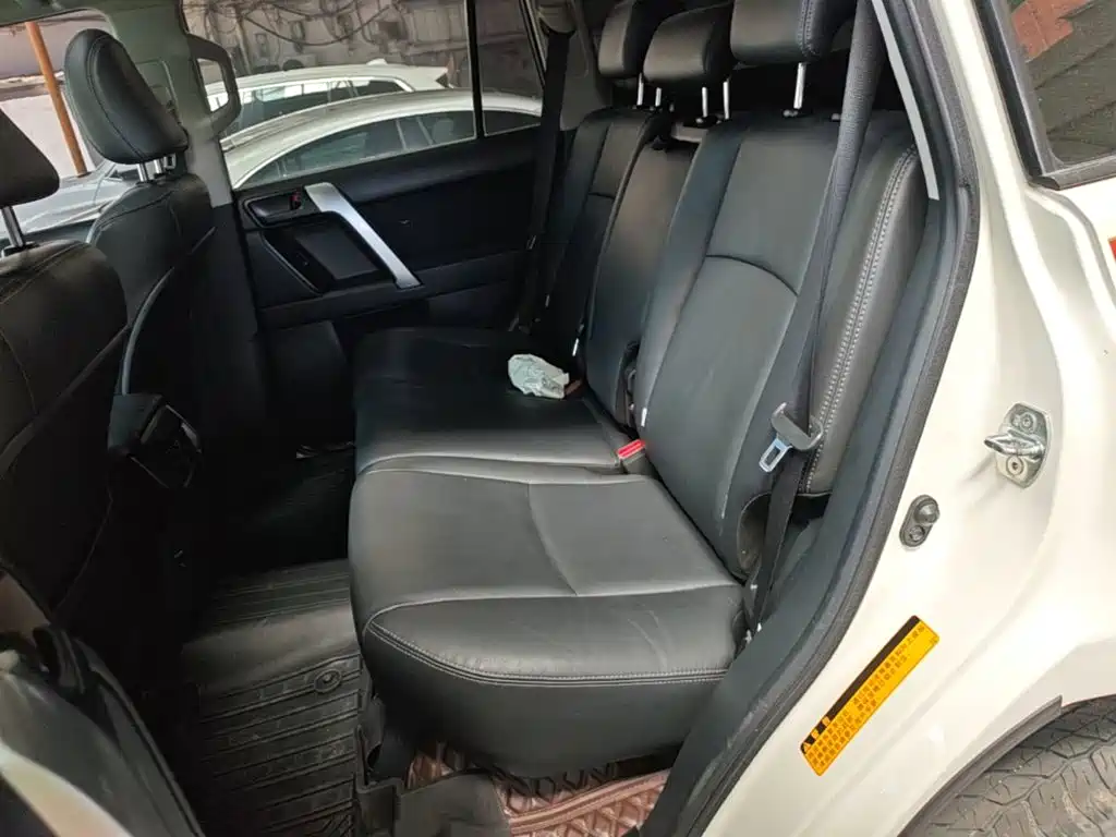 Toyota Prado — миниатюра 17